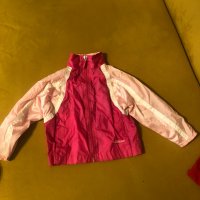Reebok Розово тънко яке за момиче, снимка 1 - Детски якета и елеци - 37620180