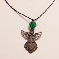 Прекрасното колие "Ангелът на любовта" в цвят античен бронз и смарагдово зелен кристал, снимка 2 - Колиета, медальони, синджири - 29910208