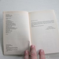 Армейска военна книга 2 световна война   Хитлер  13, снимка 4 - Специализирана литература - 31158275