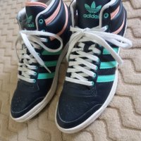 Дамски кецове Adidas.  Естествена кожа.  Оригинал. 37 номер. Перфектно състояние. , снимка 3 - Маратонки - 42387479