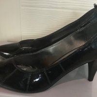 Дамски обувки, снимка 1 - Дамски елегантни обувки - 42815341
