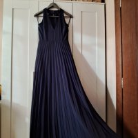 Нова елегантна рокля Boohoo xs размер, снимка 7 - Рокли - 39600252
