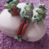 Семейство керамични жаби, снимка 3 - Декорация за дома - 40616895