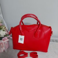 Givenchy луксозна дамска чанта лукс код 206, снимка 1 - Чанти - 39400885