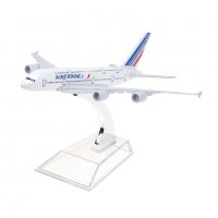 Еърбъс 380 самолет модел макет Air France метален A380 пътнически летище, снимка 2 - Колекции - 36612020
