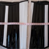 Лачен корсет под бюста в черно и бяло Busk с метални банели, снимка 13 - Корсети, бюстиета, топове - 35025136