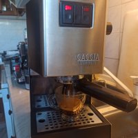 Кафе машина Гаджия класик инокс с месингова ръкохватка с крема диск, работи отлично , снимка 2 - Кафемашини - 38548276