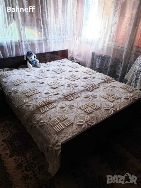 Шалте ръчно направено от бяла овча вълна., снимка 1