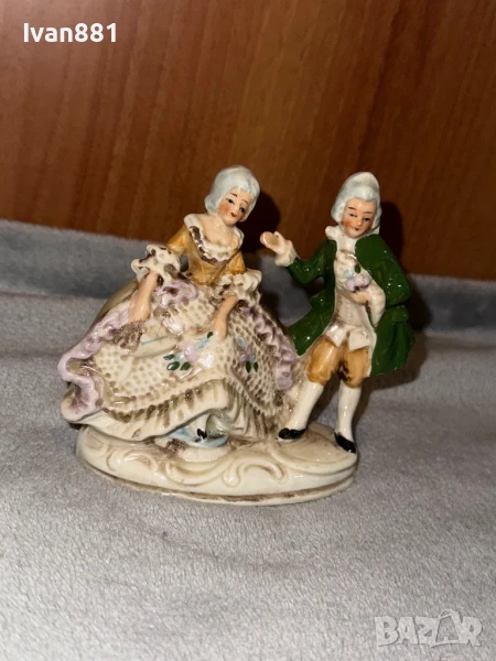 Винтидж порцеланова немска фигура с маркировка, снимка 1