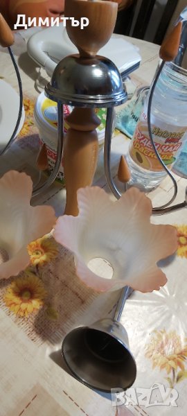 Продавам полилей с две чашки , снимка 1