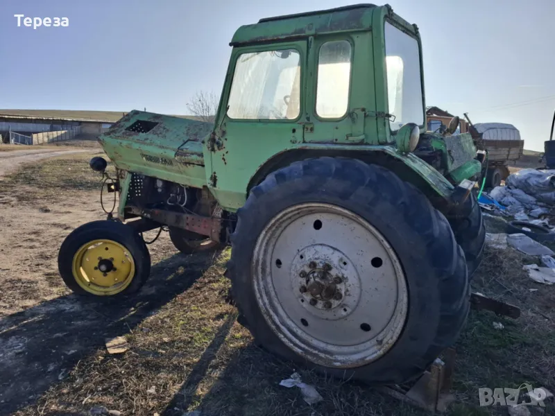 Трактор Булгар на части град Кнежа, снимка 1
