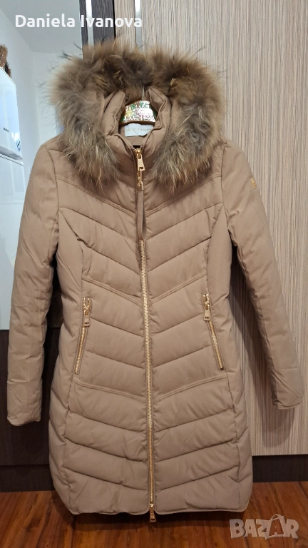 Чисто ново,дебело,топло,дамско,зимно яке + подарък: пролетно-есенно яке и шал,общо за: 65€, снимка 1