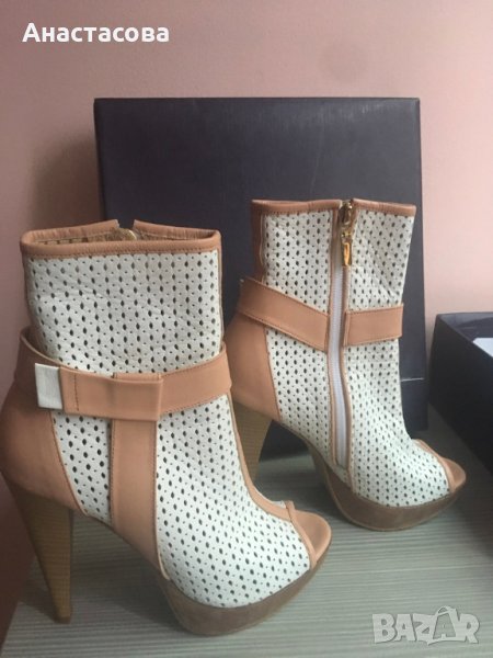 Елегантни дамски боти Gianni, снимка 1