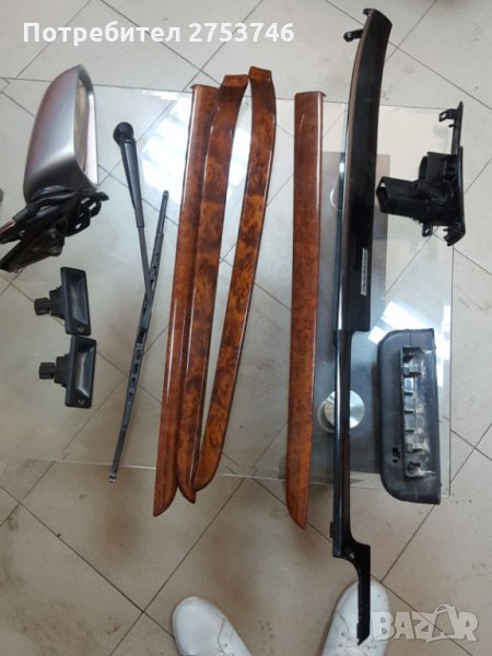  Лайсни и огледало за Audi A4 , снимка 1