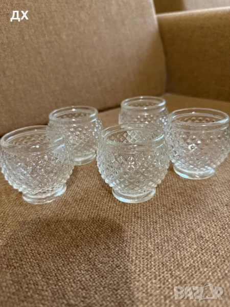 5 броя малки стъклени чаши, снимка 1