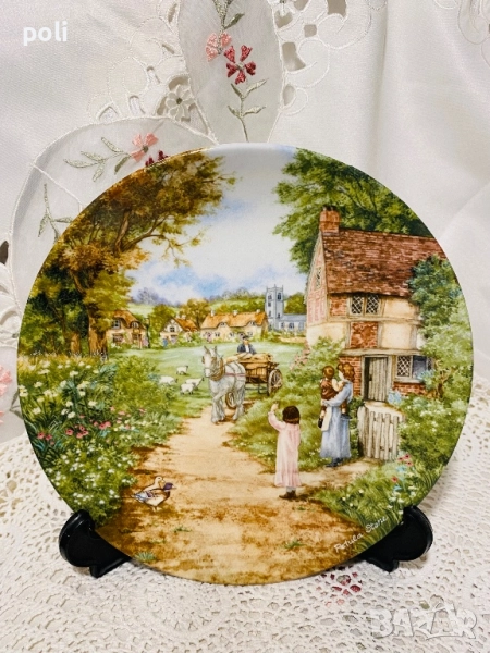 порцеланова чиния за стена , снимка 1