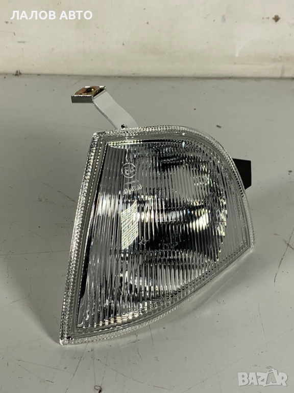 Преден ляв мигач Шкода Октавия 1 Preden lqv migach Skoda Octavia I (96-03)г. , снимка 1