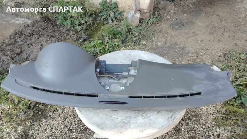 Арматурно табло Мерцедес Ц клас С Mercedes C-class W203 десен волан, снимка 1