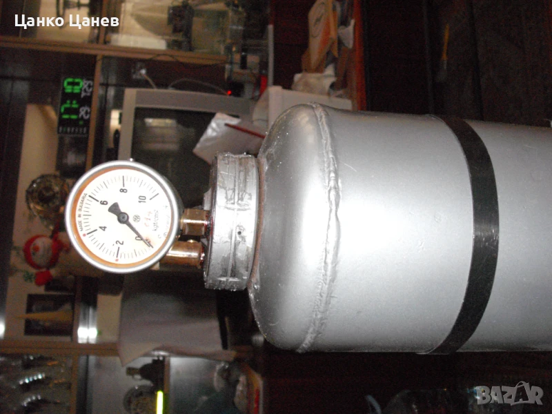 Продавам бутилка за згъстен въздух, пригодена за аерограф, снимка 1