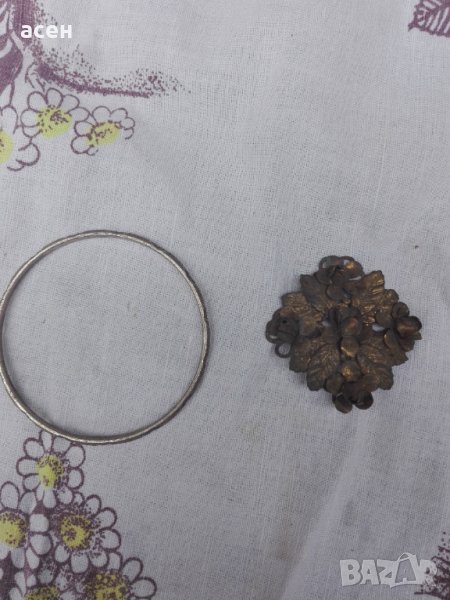 брошка и гривна , снимка 1