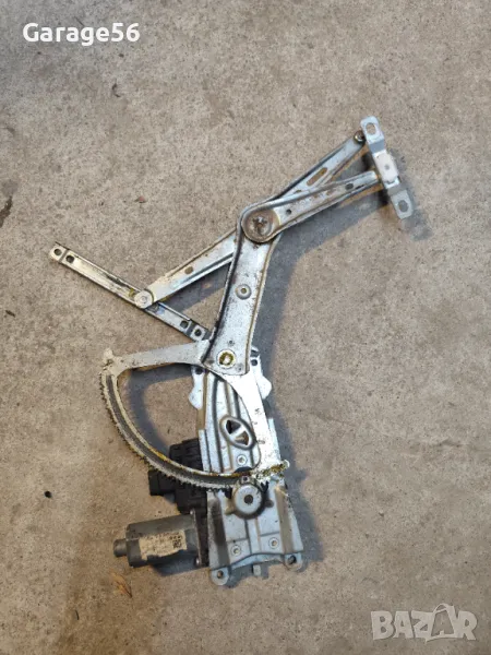 Преден десен стъклоповдигач за Opel Astra H 4 врати, снимка 1