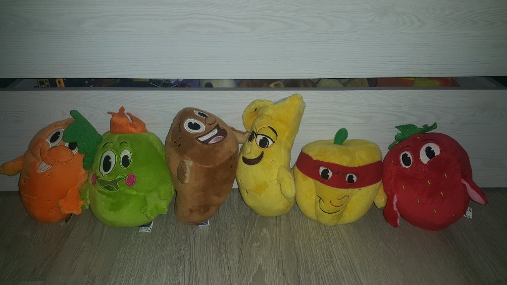 Нови играчки lidl,лидъл,ягода,банан в Плюшени играчки в гр. Бургас -  ID31654528 — Bazar.bg