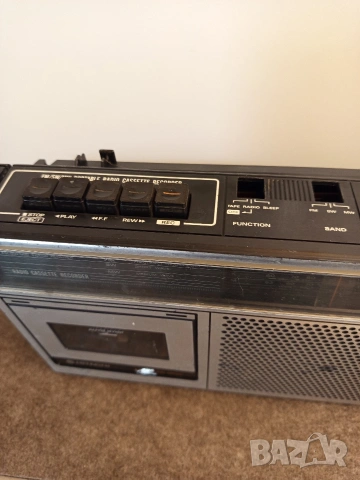 HITACHI TRK 5601, снимка 4 - Радиокасетофони, транзистори - 53929859