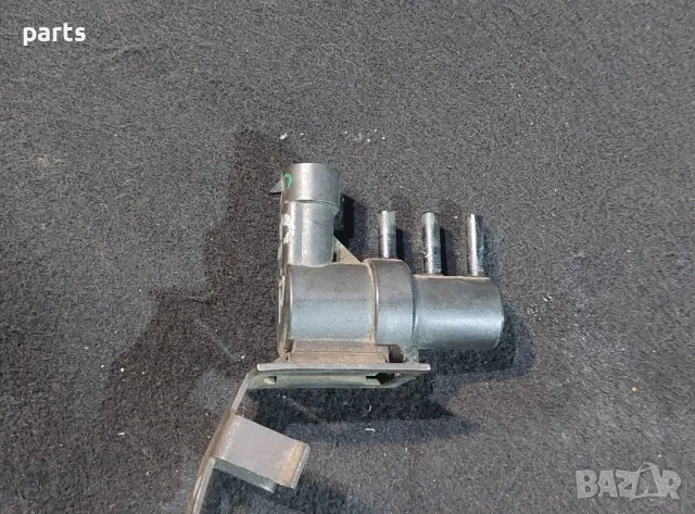 Вакуум Клапан 5.2
Jeep Гранд Чероки ZG, снимка 2 - Части - 48658551