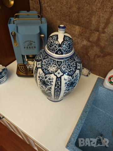Делфт огромна ваза с капак, снимка 3 - Вази - 51670076