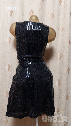 S Черна рокля с черни пайети , снимка 5 - Рокли - 44628986