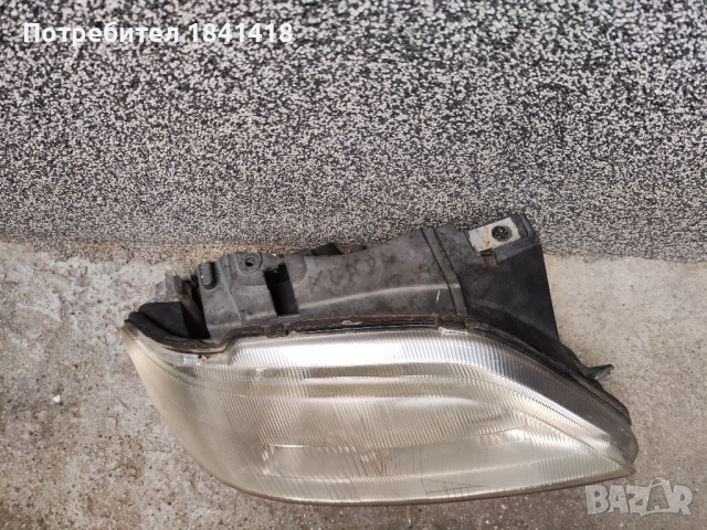 Десен фар Ситроен Ксара, снимка 2 - Части - 54363853
