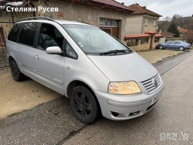 VW Sharan 2.0i 116кс  газ/ бензин - дясна дирекция - цена 1 900 лв или 971,45 евро ,моля БЕЗ бартери