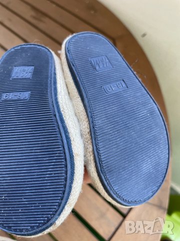 H&M нови 18/19номер 10лв за 3чифта, снимка 7 - Детски пантофи - 34106458