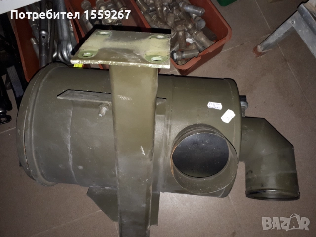 Въздушен филтър за машини тежка техника