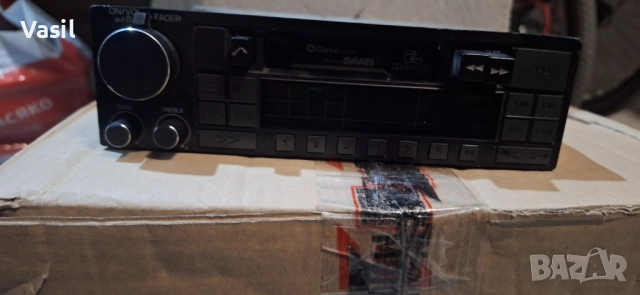 Оригинален касетофон Clarion за Saab – Made in Japan, снимка 3 - Аксесоари и консумативи - 52012753