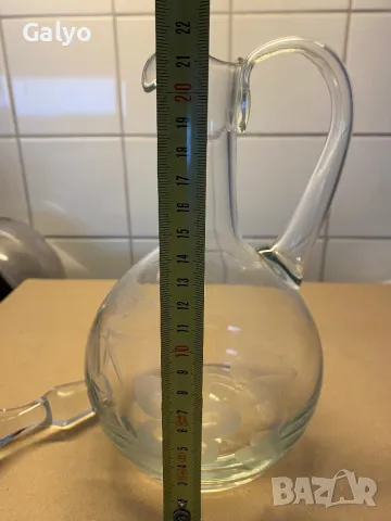 Стара красива кристална Гарафа със стъклена тапа, снимка 2 - Антикварни и старинни предмети - 49819301