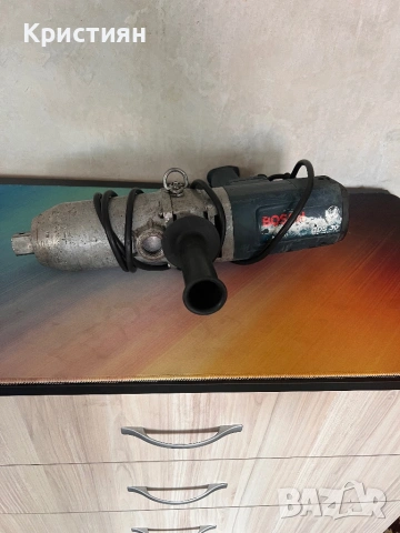 Bosch Ударен Гайковерт, снимка 4 - Винтоверти - 53292820