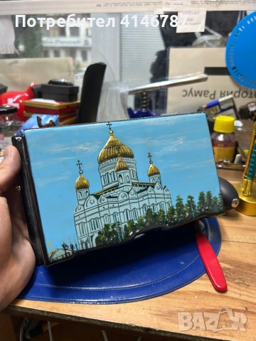 Ръчно рисувана винтидж кутия с огледало 