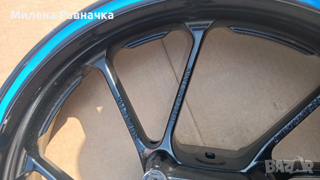 Yamaha MT 09, снимка 7 - Гуми и джанти - 44805274