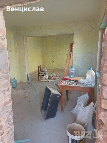 продавам етаж от тухлена къща с гараж до басейна, снимка 5 - Етаж от къща - 52682936