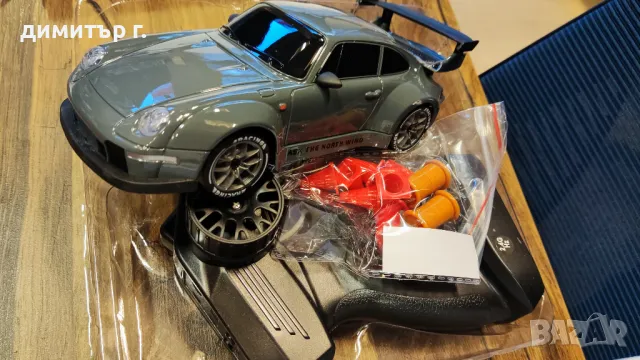 Porsche спортна кола 2,4 GHz High-Speed 4WD RC Drift Car 8х гуми, снимка 4 - Други игри - 48859566
