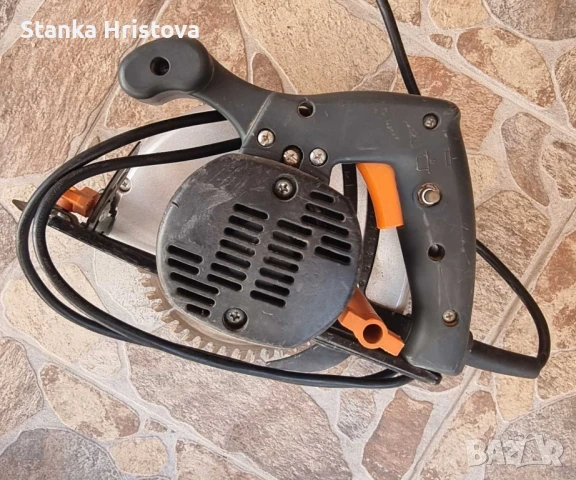 Ръчен циркуляр Basic 1050w., снимка 4 - Други инструменти - 50777391