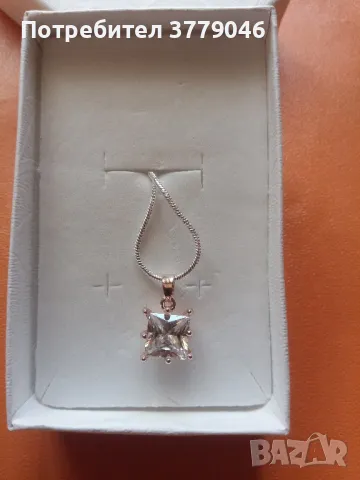 Колие с кристал, снимка 3 - Колиета, медальони, синджири - 50322392