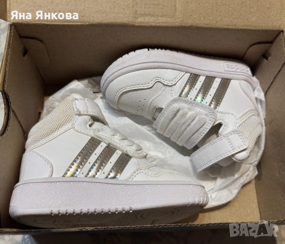 Детски боти Адидас 23 номер, снимка 2 - Детски боти и ботуши - 53092442