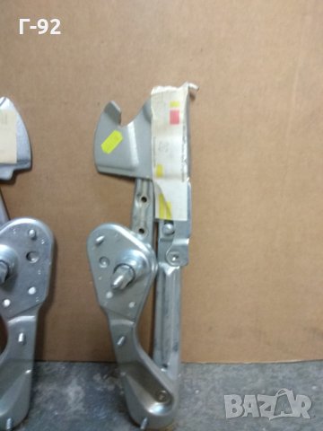 A1248800428**NEU**MERCEDES-BENZ**W124**Панта за преден капак (дясна)**, снимка 3 - Части - 31385988