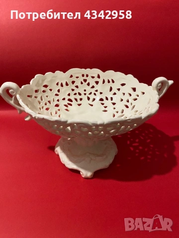 Ажурна, порцеланова винтидж бонбониера., снимка 3 - Антикварни и старинни предмети - 53213929