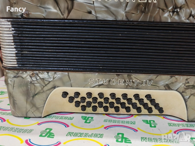 Малък акордион Hohner Student 4, снимка 6 - Акордеони - 52695917