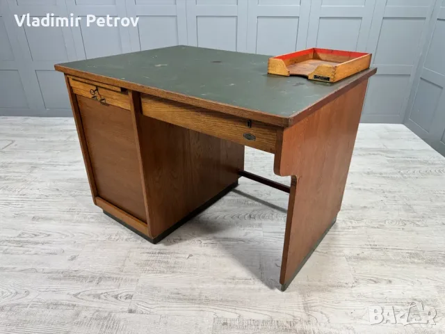 Винтидж бюро в индустриален стил Г447, снимка 12 - Бюра - 55980192