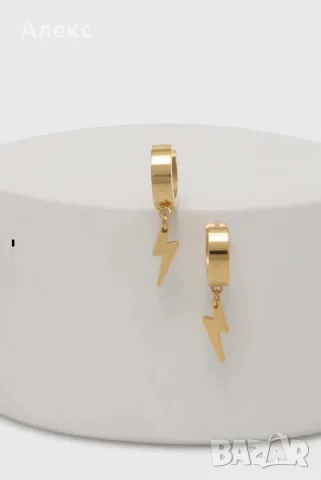 Обици с висулка