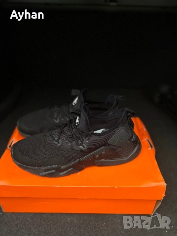 NIKE AIR HUARACHE DRIFT, снимка 2 - Маратонки - 52878539